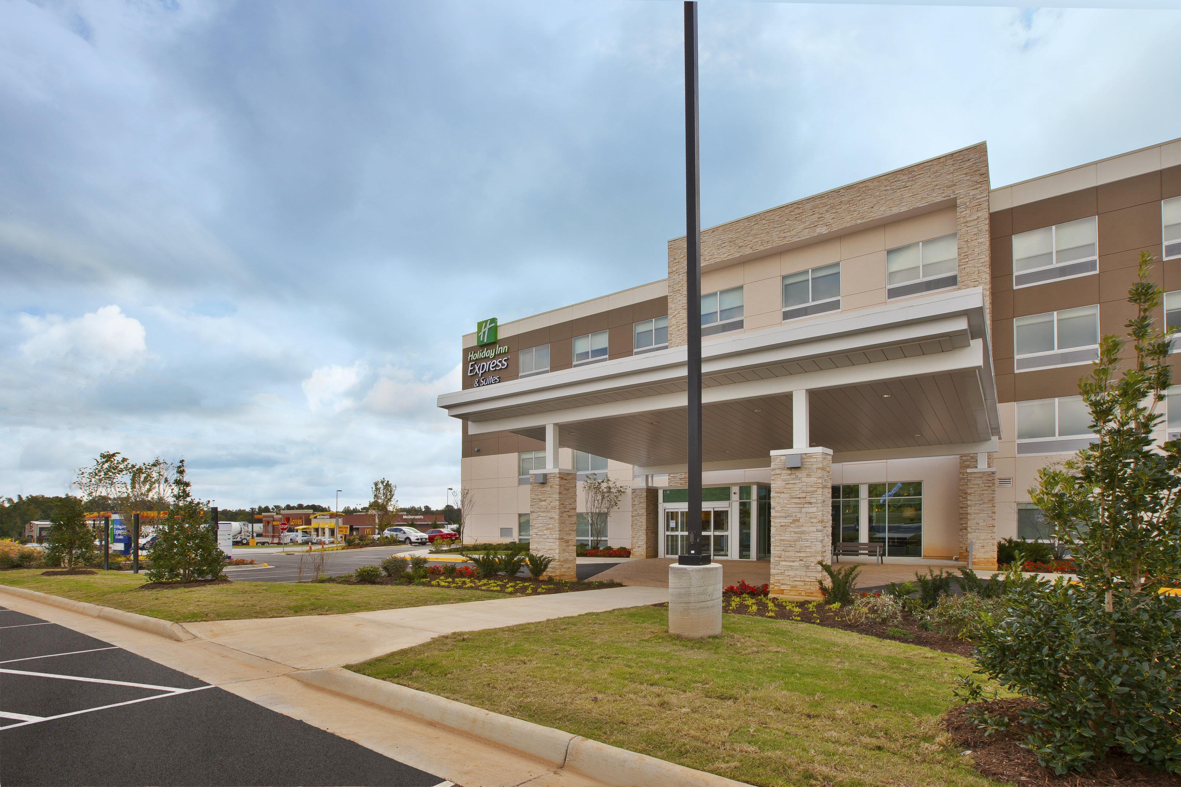 Holiday Inn Express And Suites South Hill By Ihg מראה חיצוני תמונה